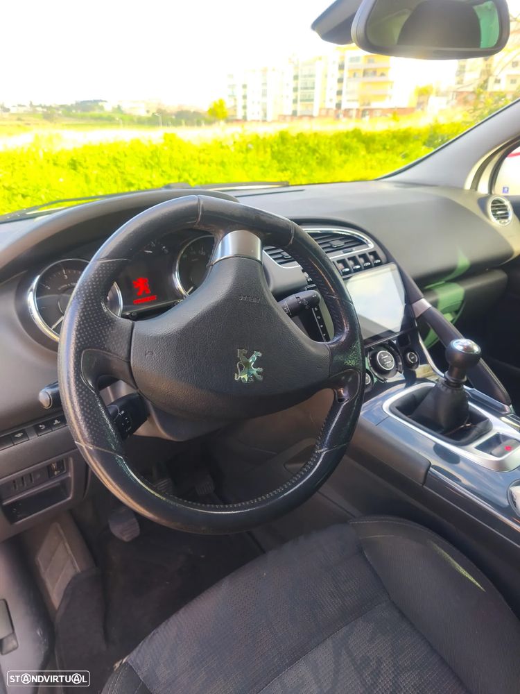 Peugeot 3008 - 13