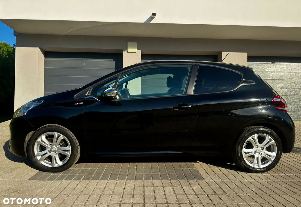 Peugeot 208 82 PureTech Style - 6