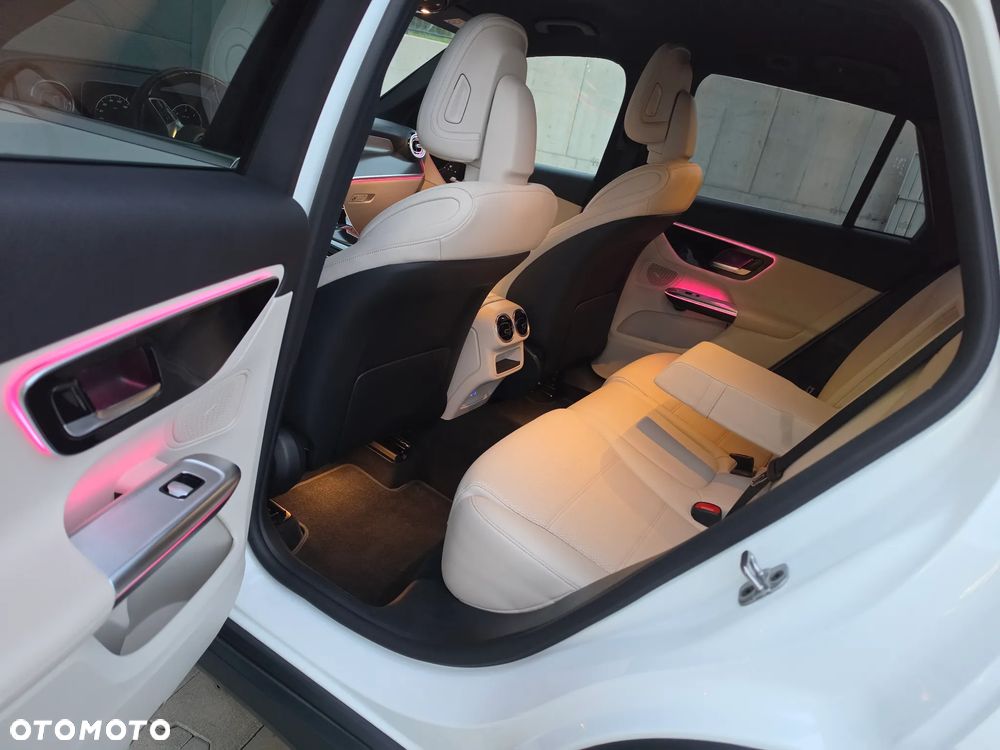Mercedes-Benz GLC 220 d 4Matic 9G-TRONIC Avantgarde Advanced - 16