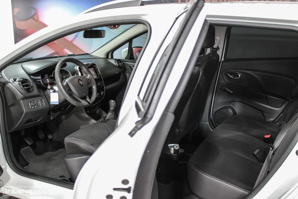 Renault Clio Sport Tourer 1.5 dCi Confort - 11
