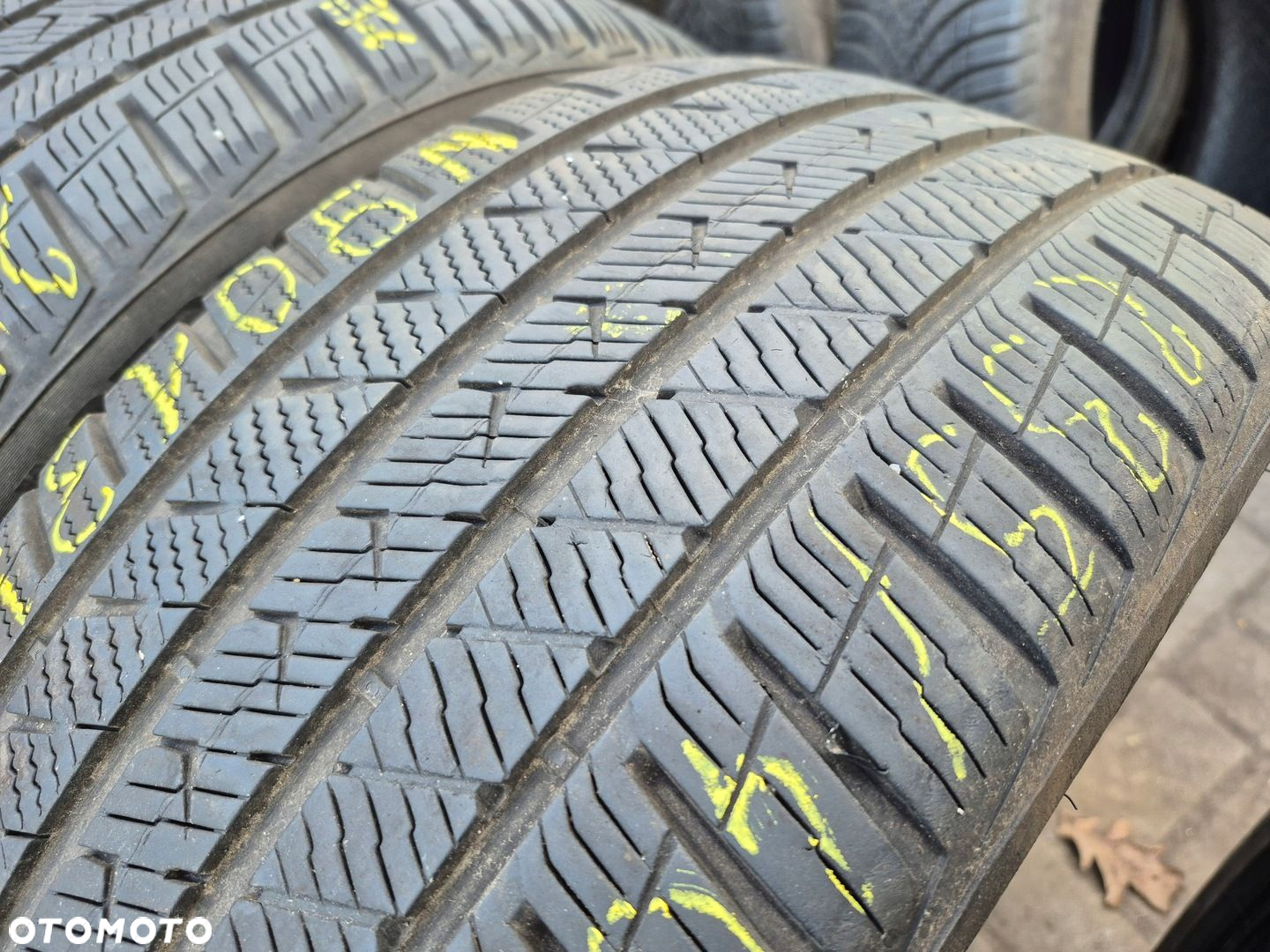 VREDESTEIN QUATRAC PRO 235/40R19 96Y 22R 2X - 3