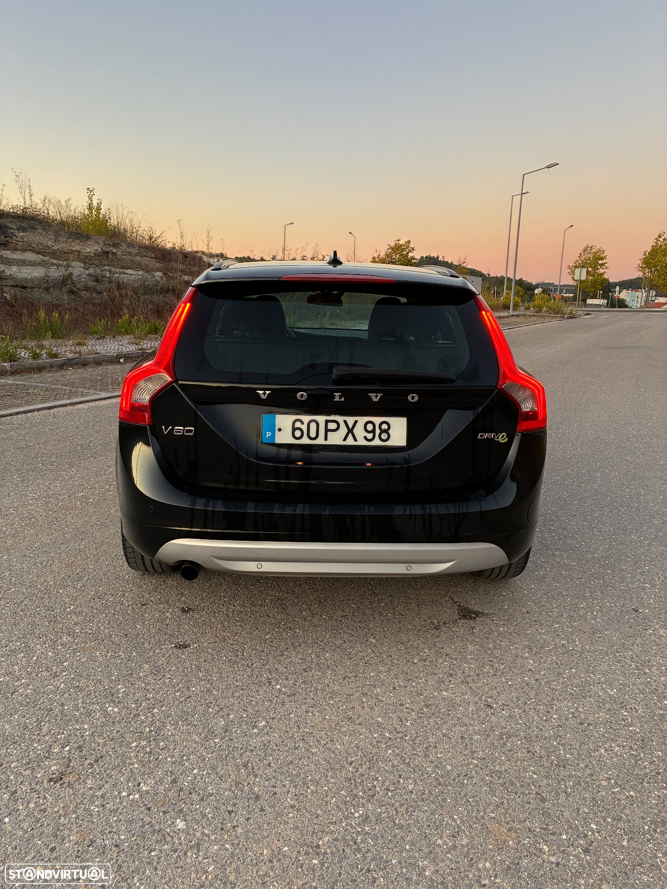 Volvo V60 1.6 D2 Drive Momentum Start/Stop - 5
