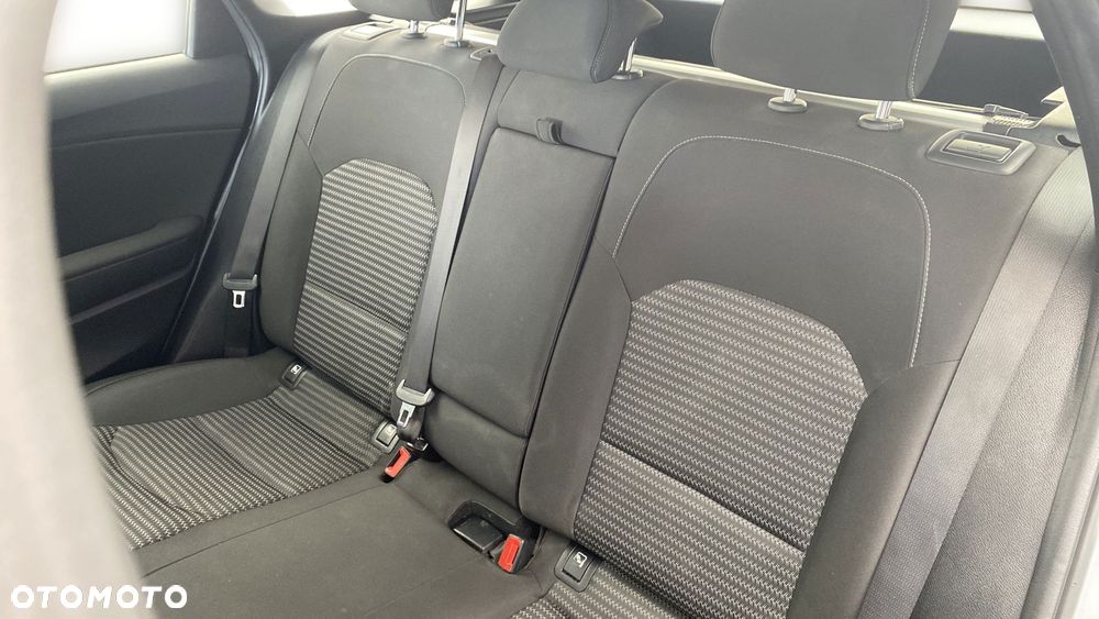 Kia Ceed 1.5 T-GDI M - 12