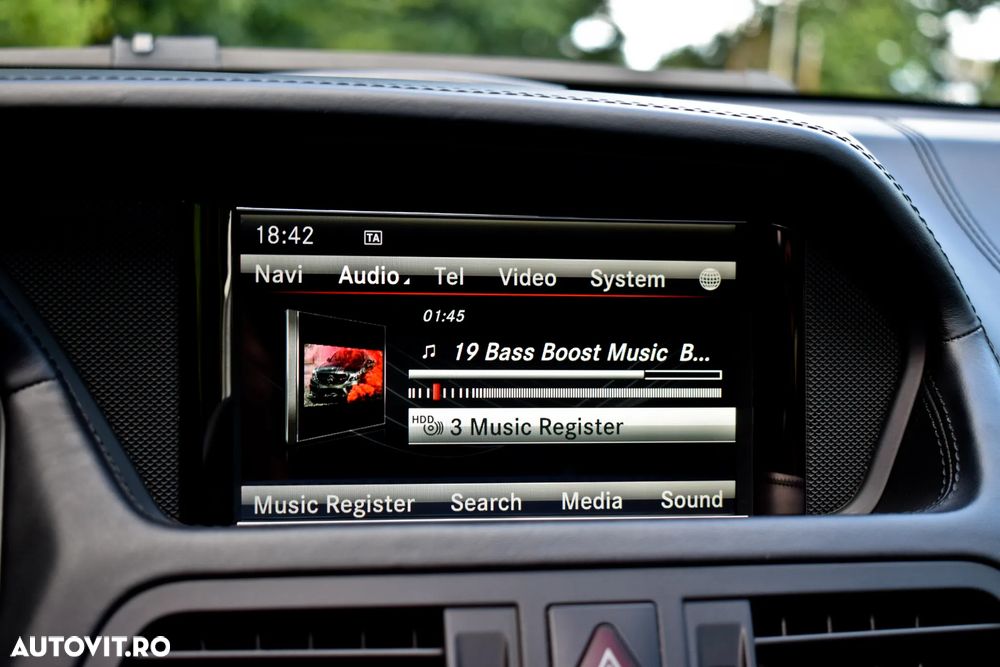 Mercedes-Benz E - 15