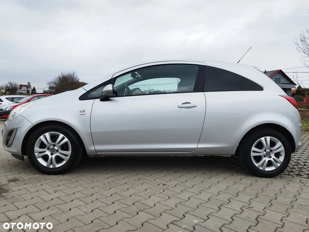 Opel Corsa - 11