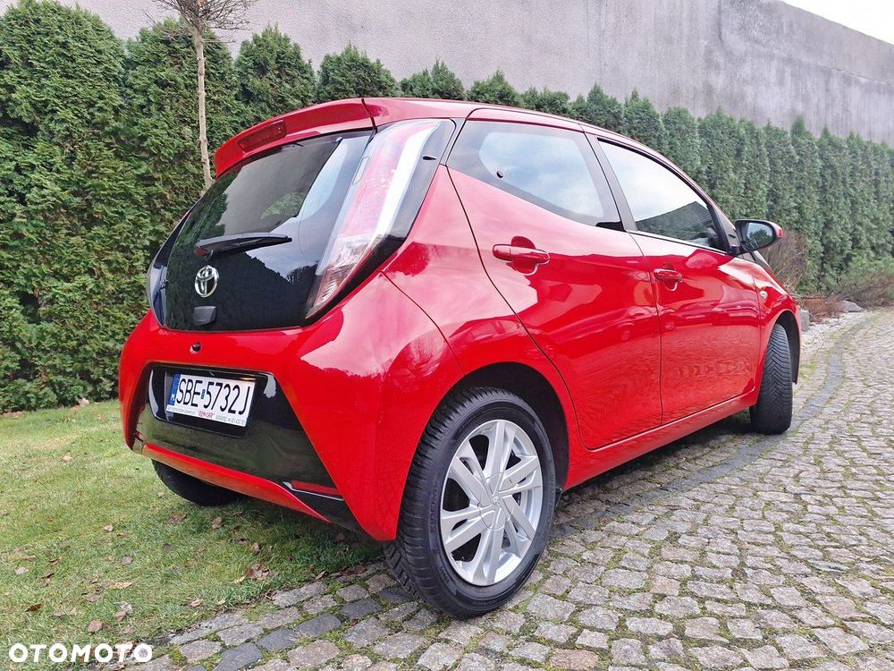 Toyota Aygo x-play touch - 40