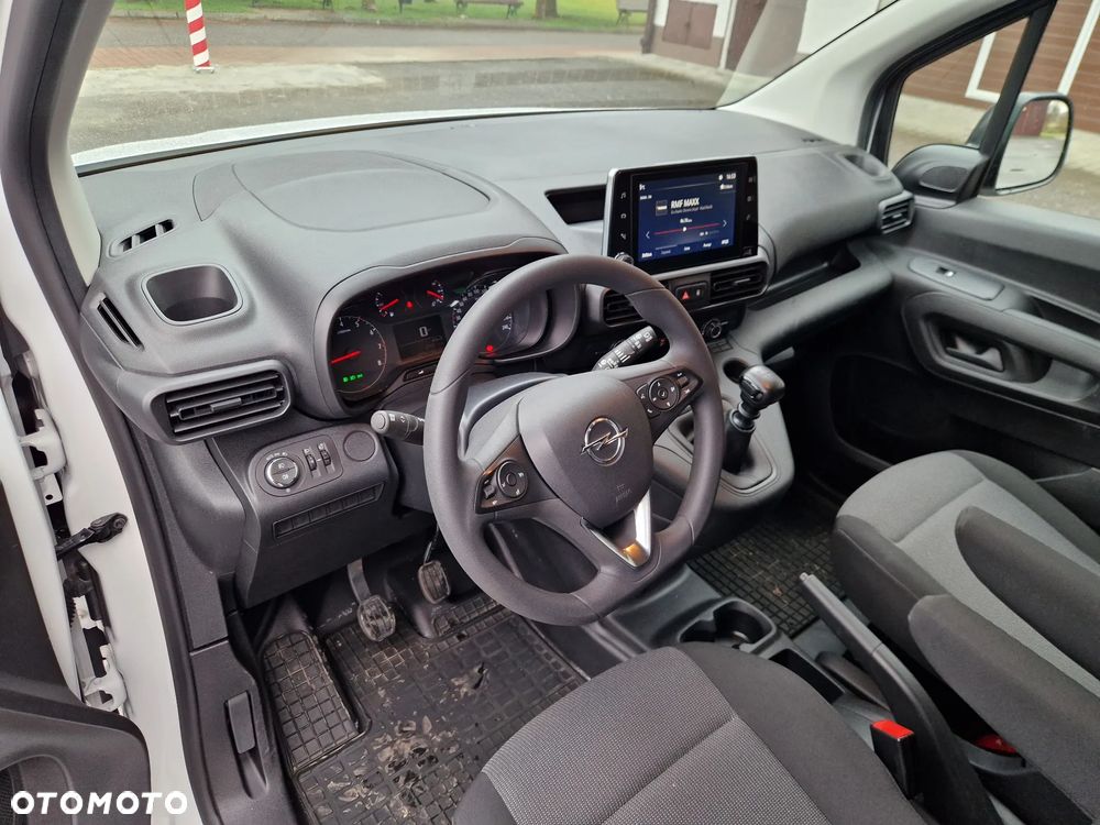 Opel Combo Maxi Brygadówka 5 Osób - 29