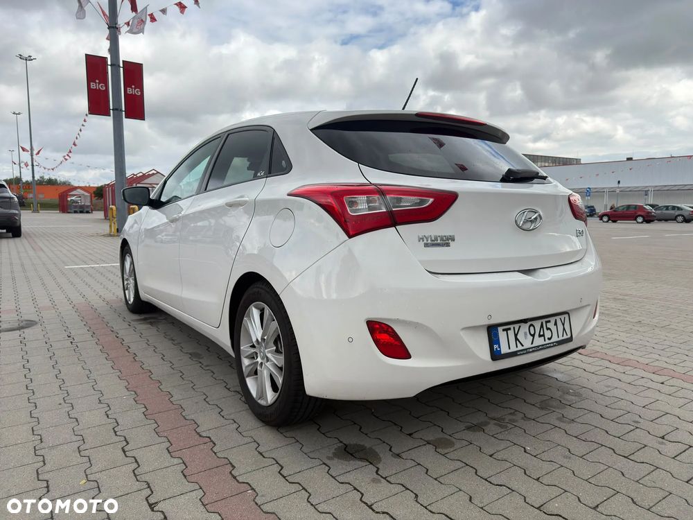 Hyundai i30 1.6 CRDi Style - 8