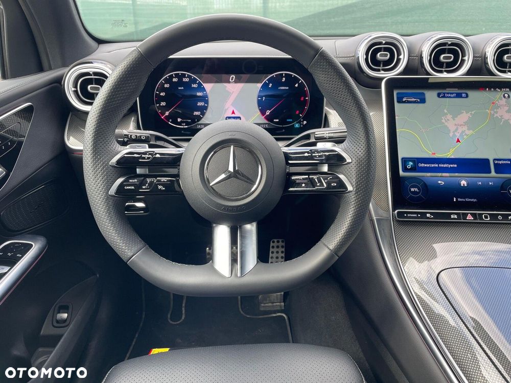 Mercedes-Benz GLC - 11