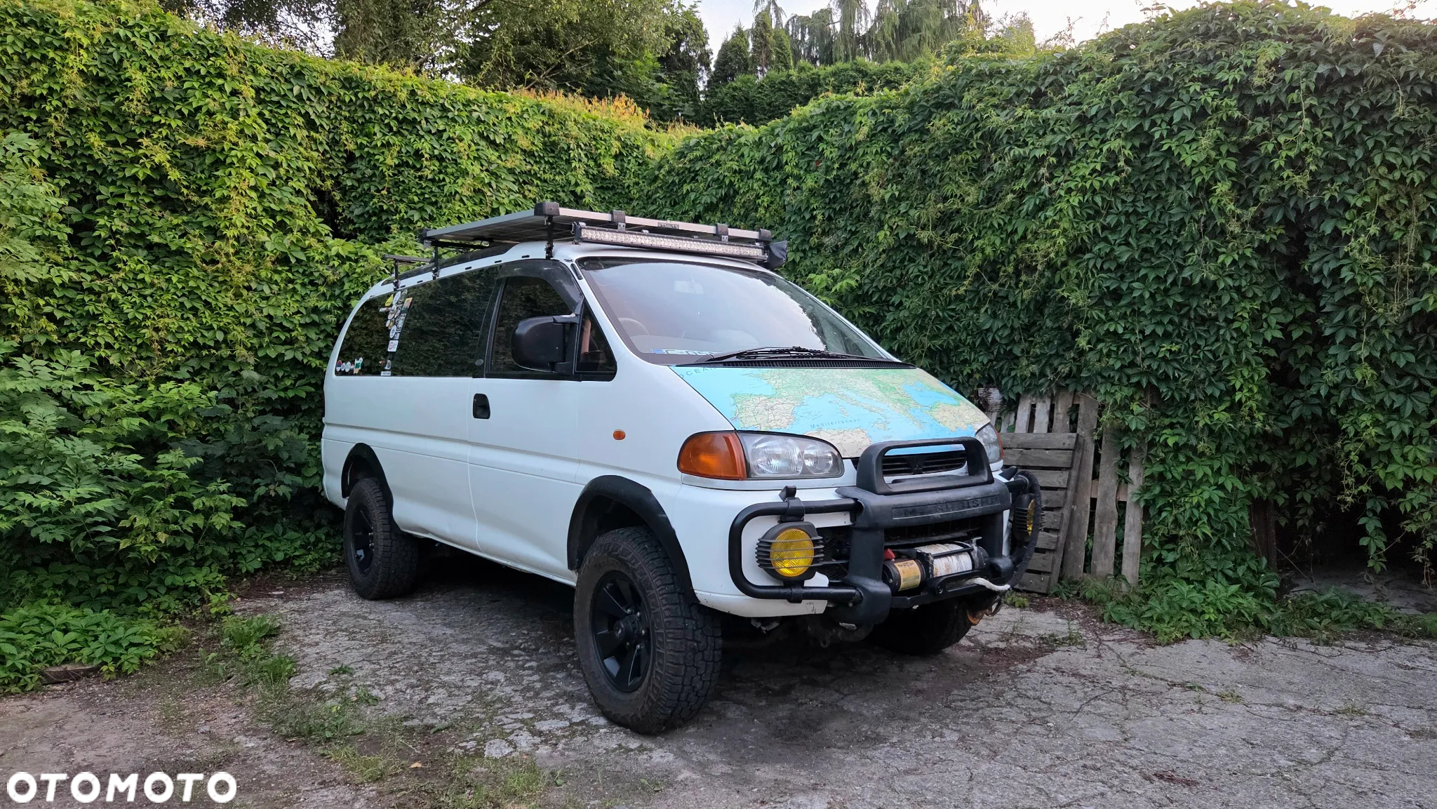 Mitsubishi Space Gear - 26