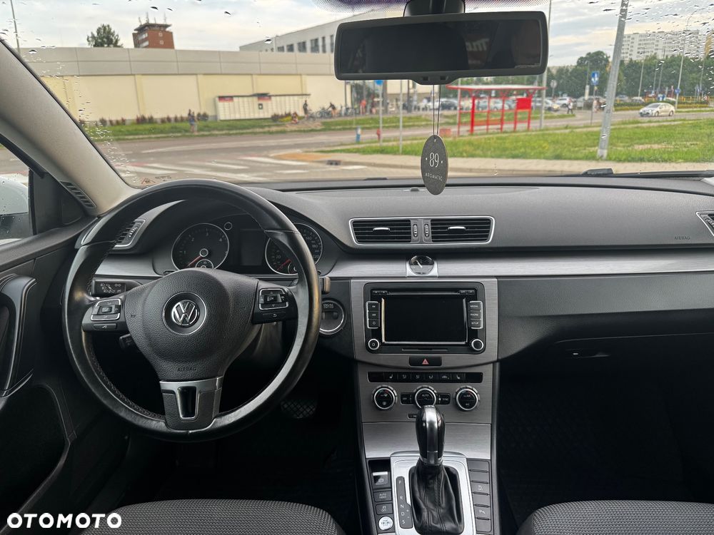 Volkswagen Passat 2.0 TDI DSG BlueMotion Technology Highline - 6