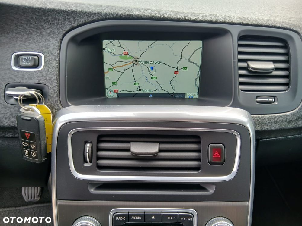 Volvo V60 D3 Summum - 27