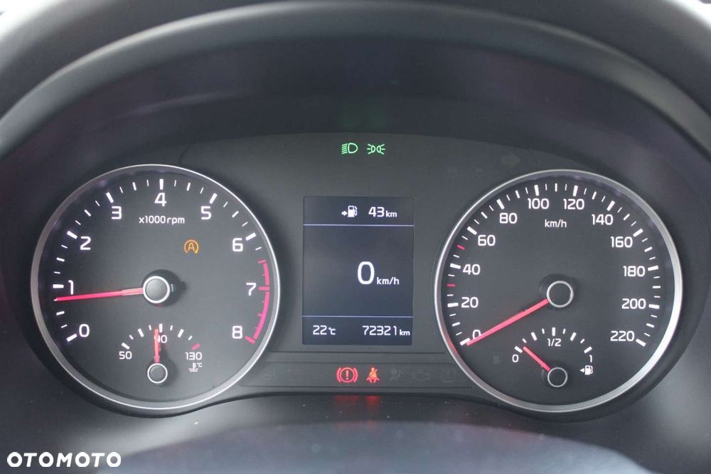 Kia Stonic - 28