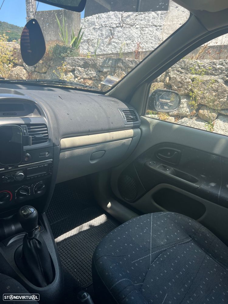 Renault Clio 1.2 16V Expression - 7