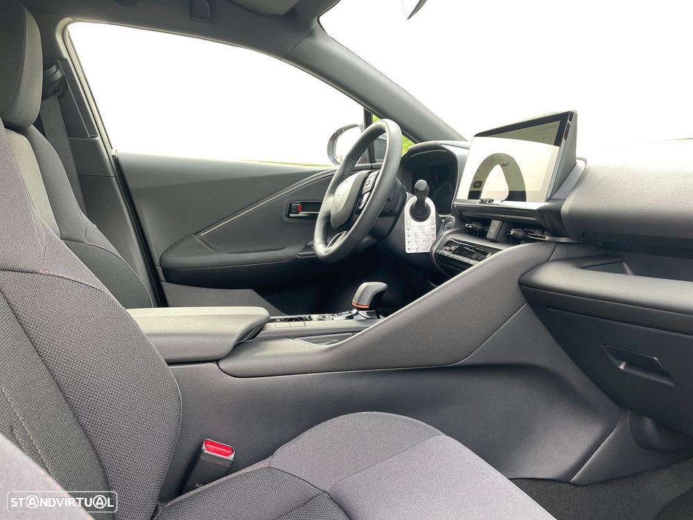 Toyota C-HR 2.0 HDF Plug-in Square Collection — fotografia 6