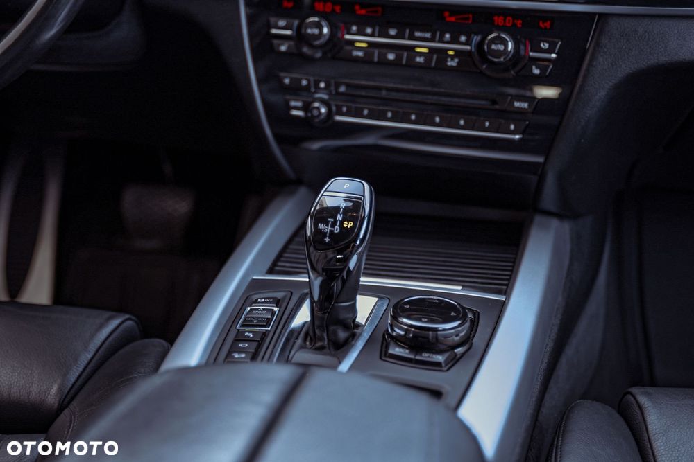 BMW X5 xDrive30d Sport-Aut - 20