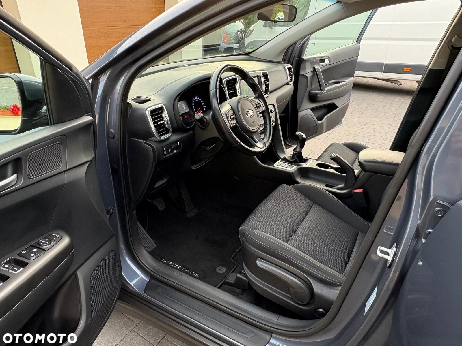 Kia Sportage 1.7 CRDI 2WD Edition 7 - 17