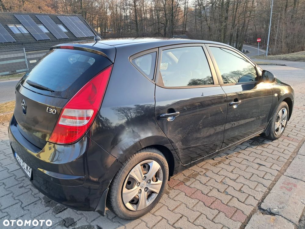 Hyundai i30 1.4 Comfort - 8