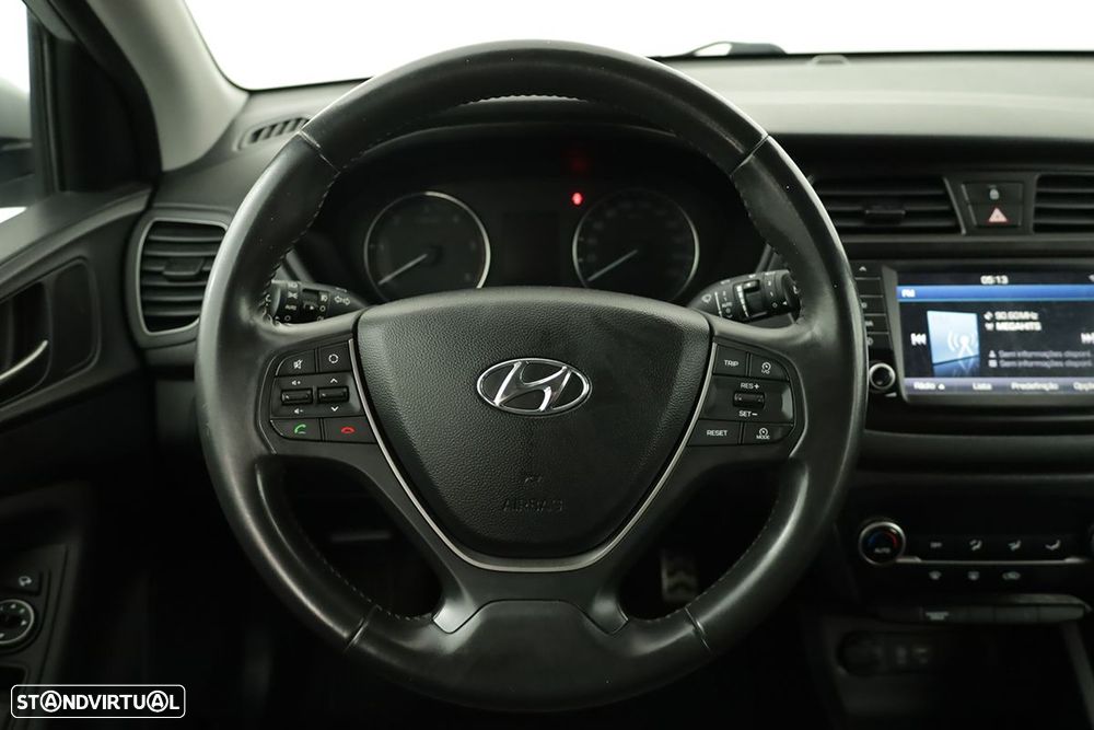 Hyundai i20 Active - 15