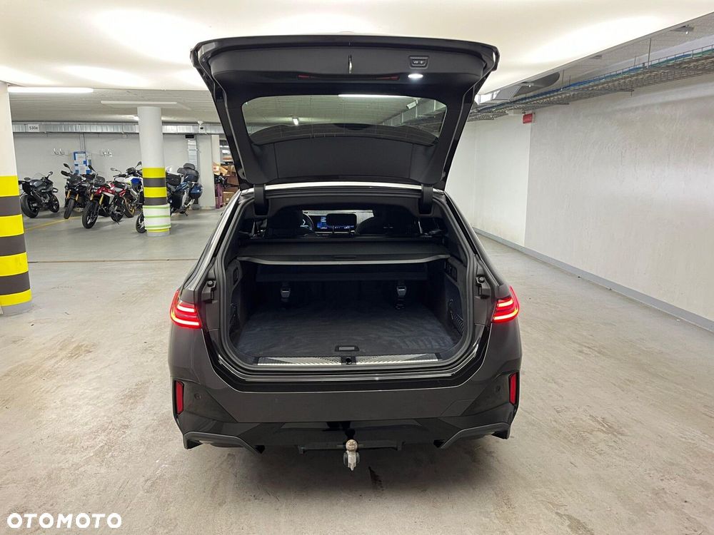 BMW Seria 5 520d mHEV M Sport - 34