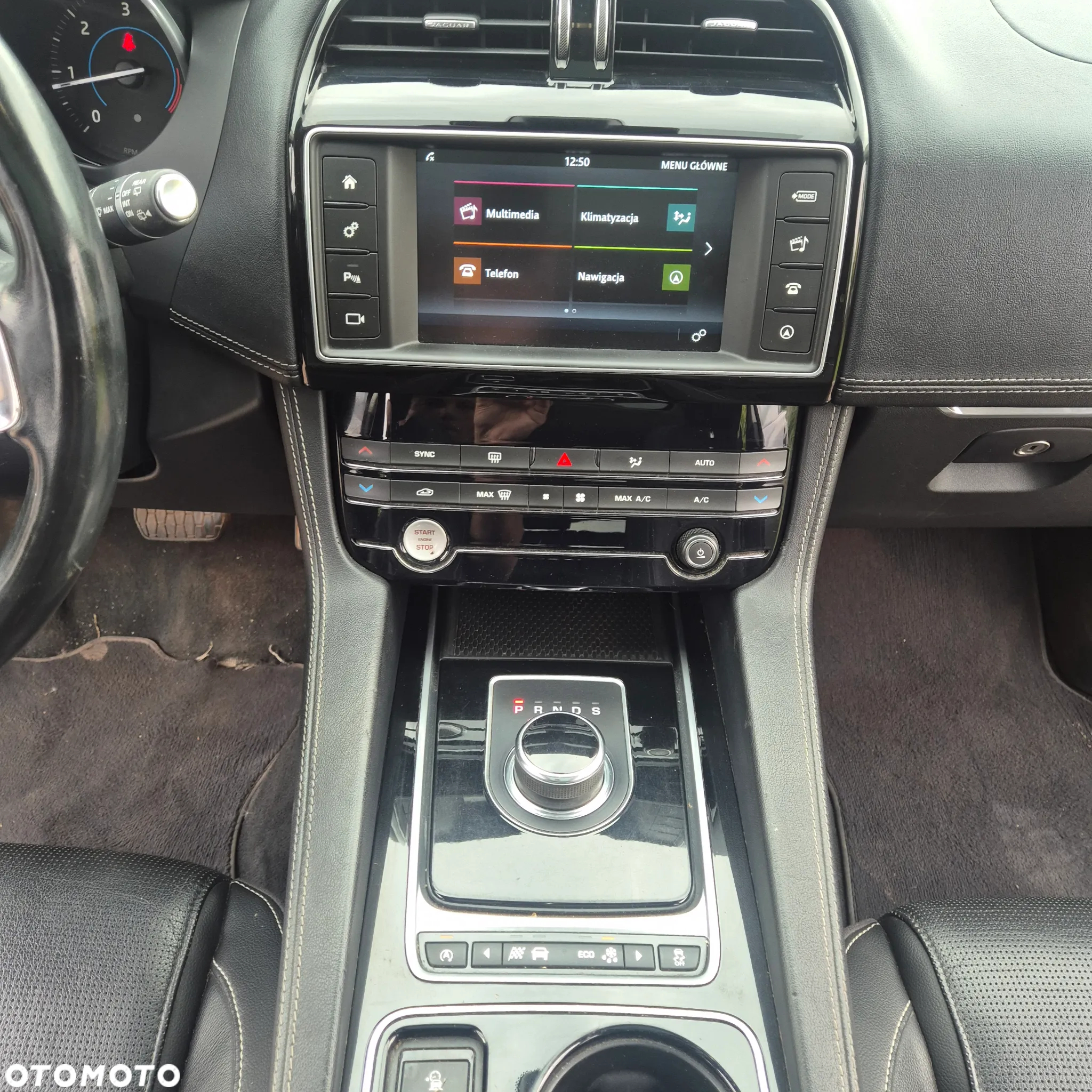 Jaguar F-Pace 2.0 i4D RWD R-Sport - 36