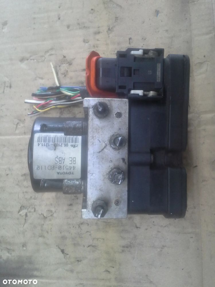 Toyota Yaris II pompa abs 89541-0D060 44510-0D110 plus wtyczka z wiązką - 8