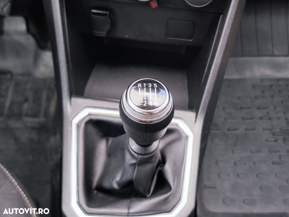 Dacia Logan TCe 90 MT6 Prestige - 20