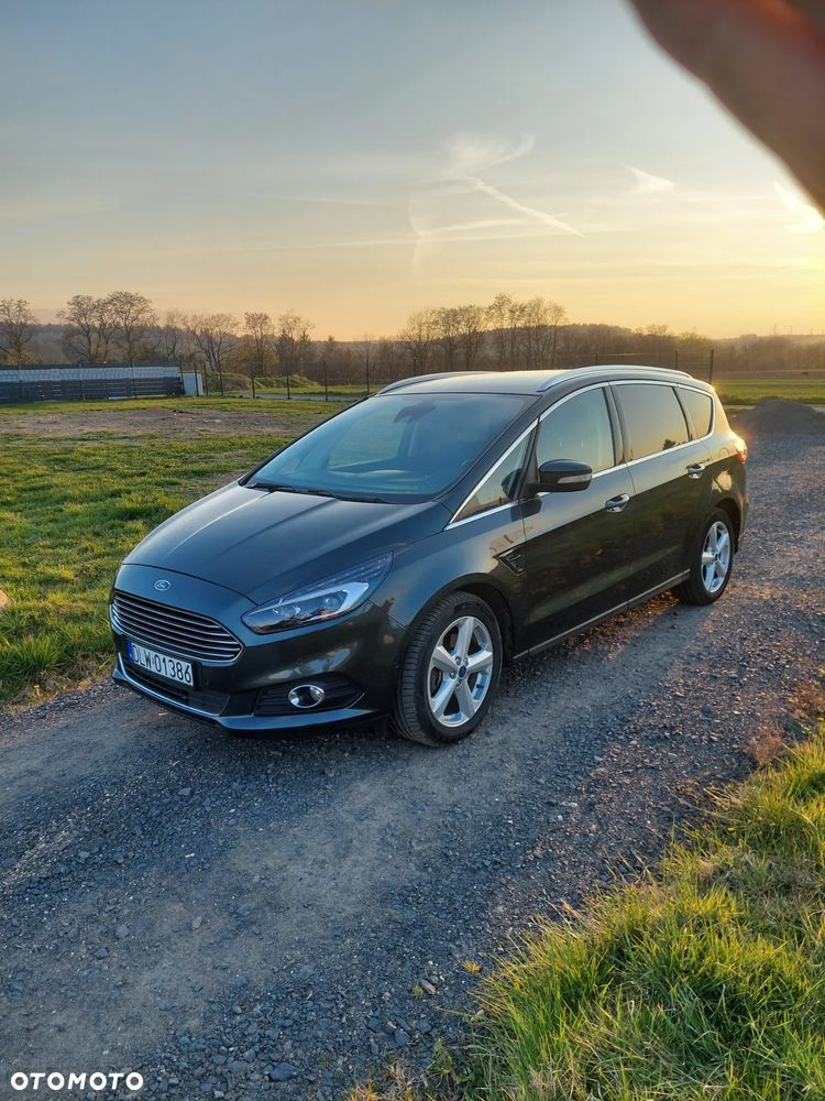 Ford S-Max 2.0 TDCi Titanium PowerShift - 2