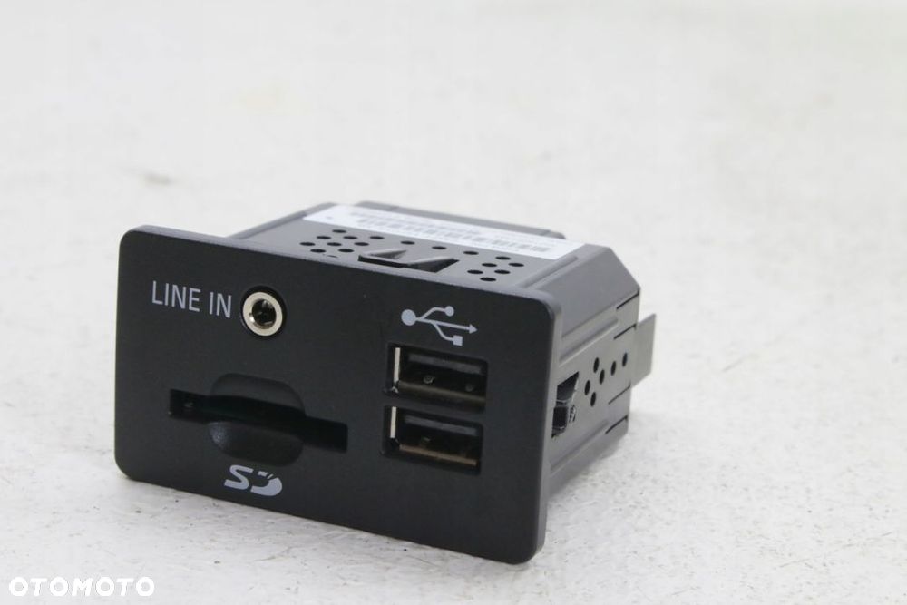 gniazdo USB AUX FORD EM2T-14F014-AB - 1