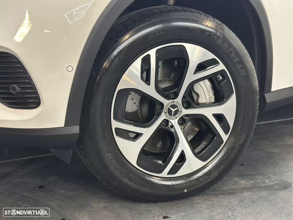 Mercedes-Benz GLC 300 e 4Matic - 14