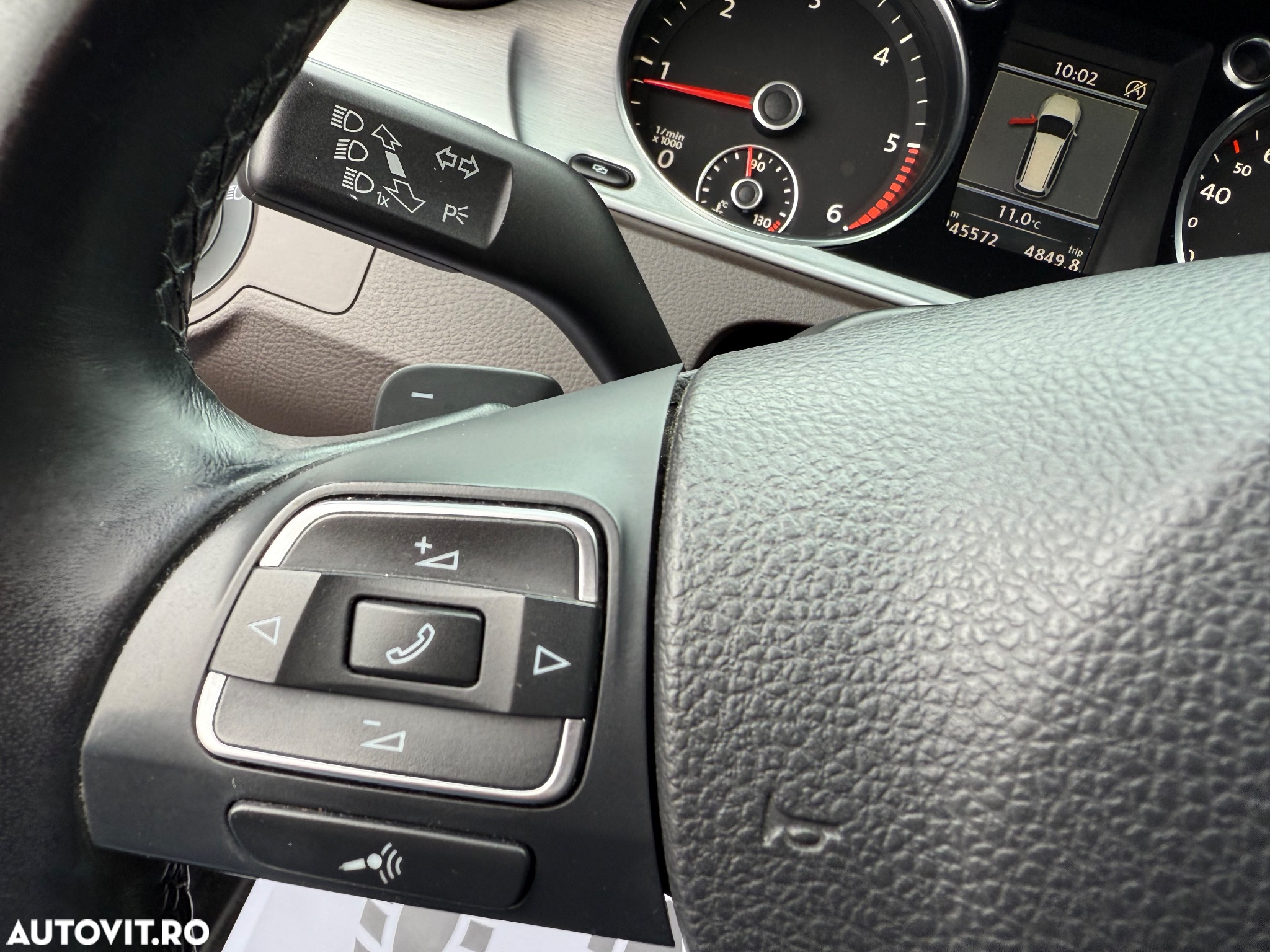 Volkswagen Passat Variant 2.0 TDI DSG BlueMotion Technology Highline - 14