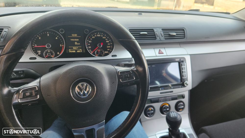 VW Passat Variant 2.0 TDi Confortline BM - 6