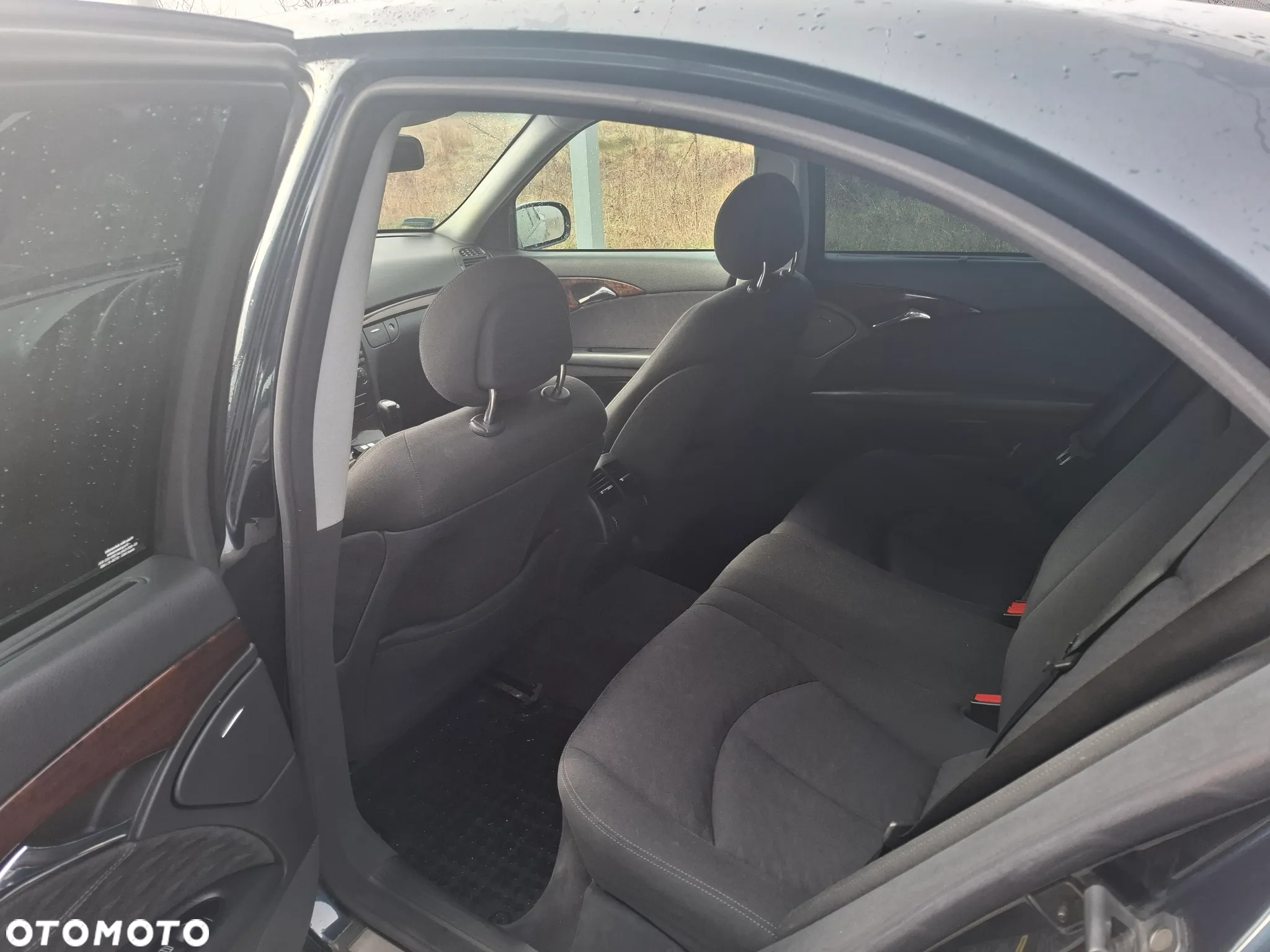 Mercedes-Benz Klasa E 220 CDI Classic - 19