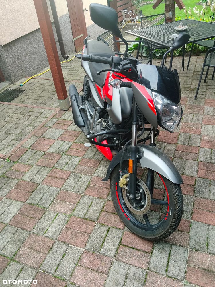 Bajaj Pulsar - 5
