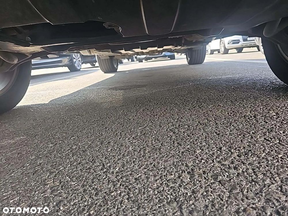 Jeep Grand Cherokee 5.7 V8 HEMI Overland - 21