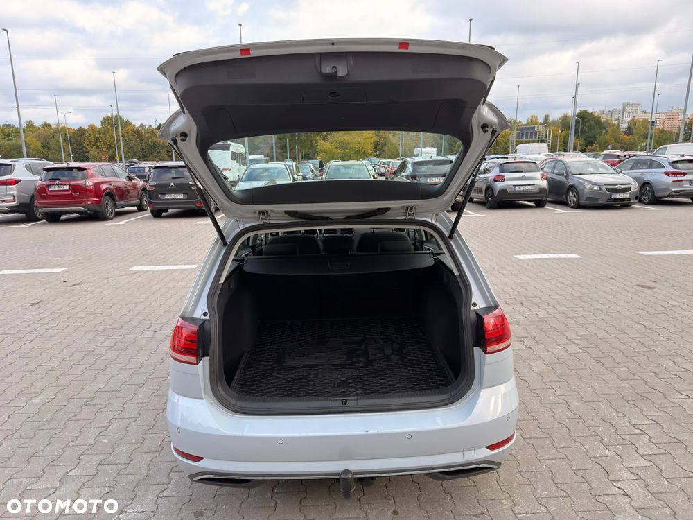 Volkswagen Golf - 21