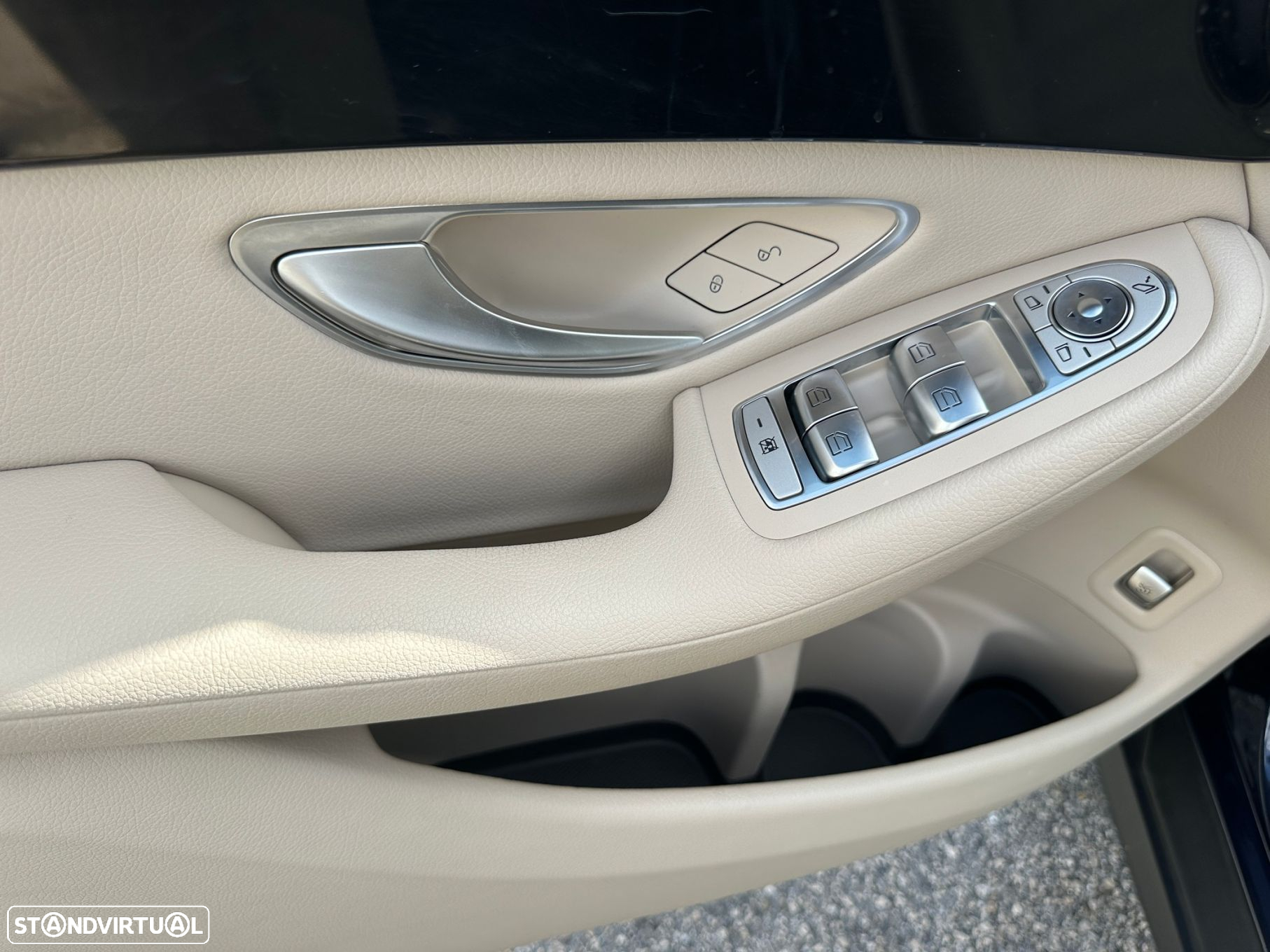 Mercedes-Benz GLC 300 de 4Matic - 15
