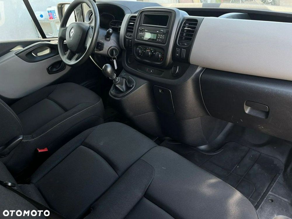 Renault Trafic - 31