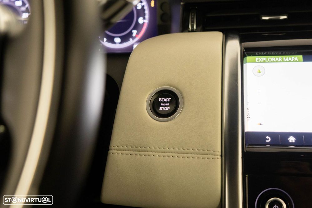 Land Rover Discovery Sport 1.5 I3 P300e AWD R-Dynamic HSE - 25