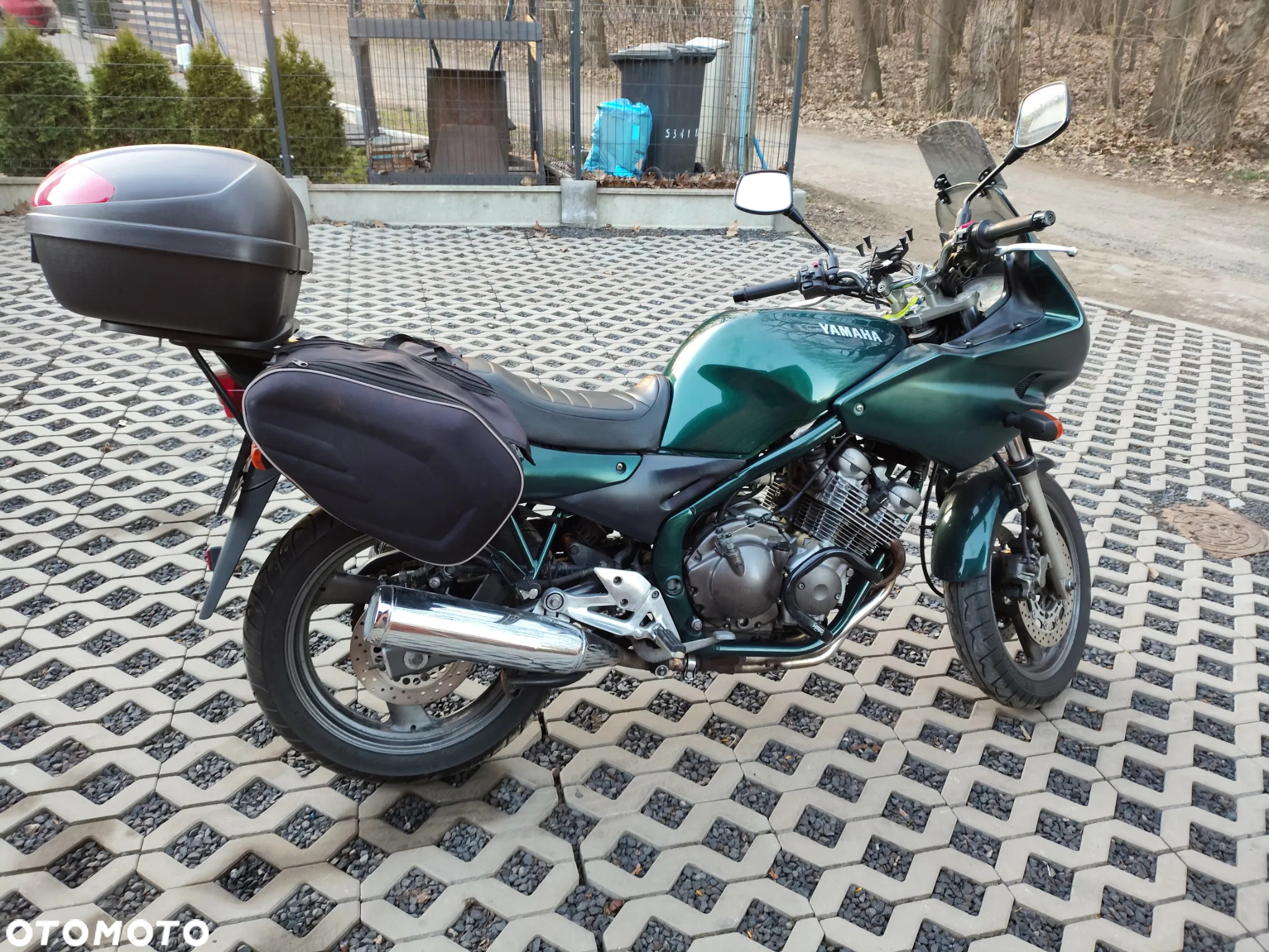 Yamaha XJ - 4