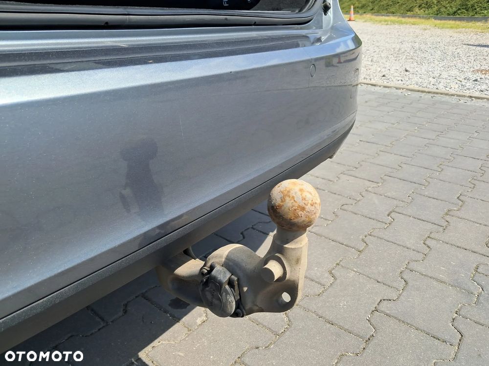 Volvo V90 D4 Momentum - 28