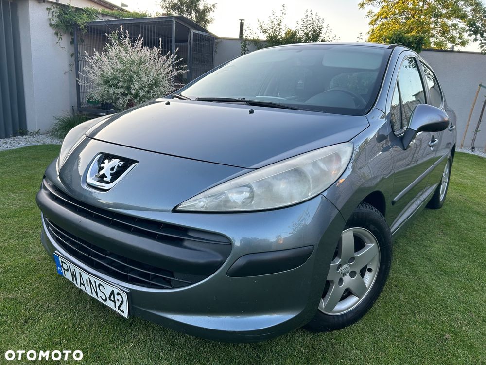 Peugeot 207 1.4 HDi Presence - 1
