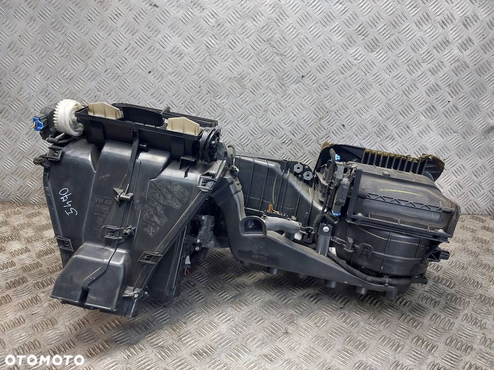 OBUDOWA NAGRZEWNICY NAGRZEWNICA VOLKSWAGEN JETTA V 1K1820308 1K1820015C - 1