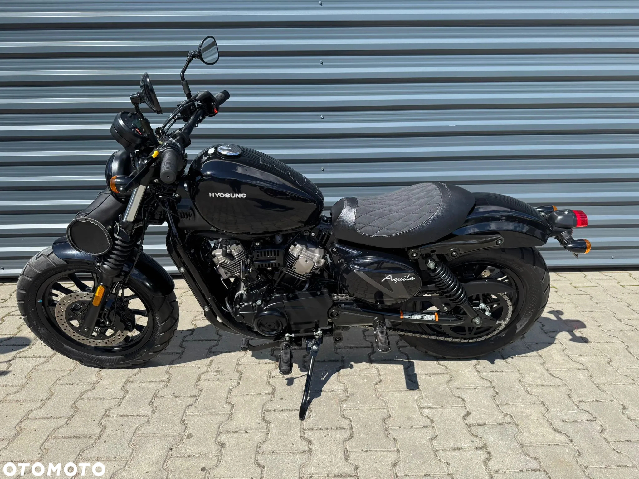 Hyosung GV - 4