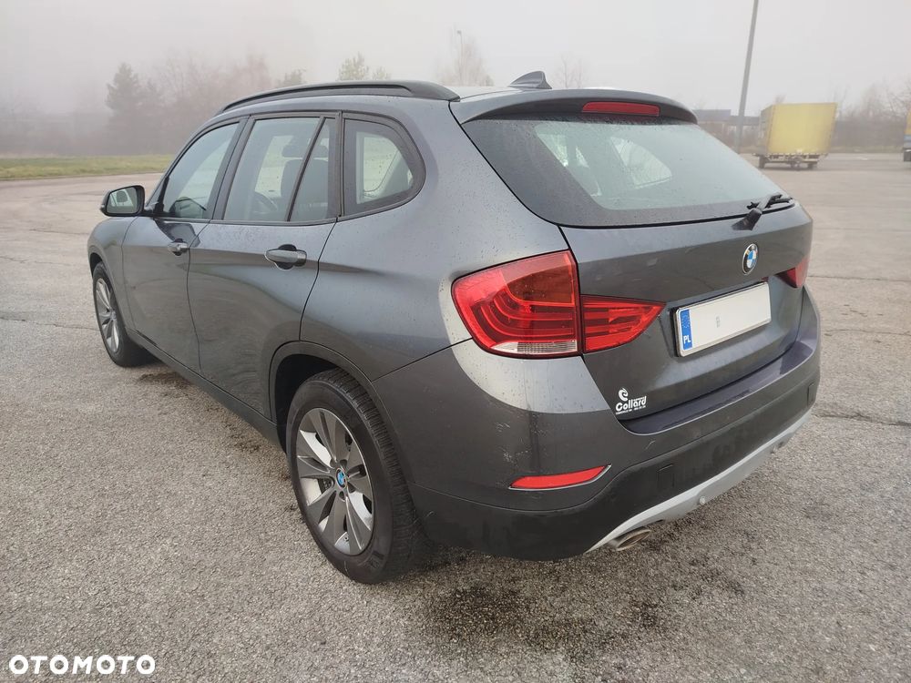 BMW X1 sDrive18d xLine - 4