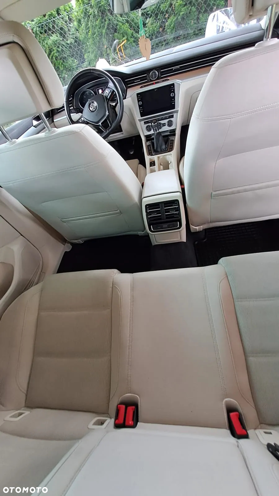 Volkswagen Passat - 3