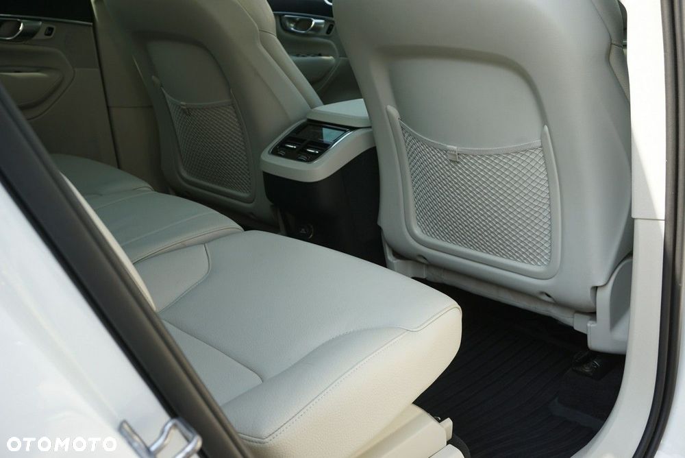 Volvo XC 90 - 15