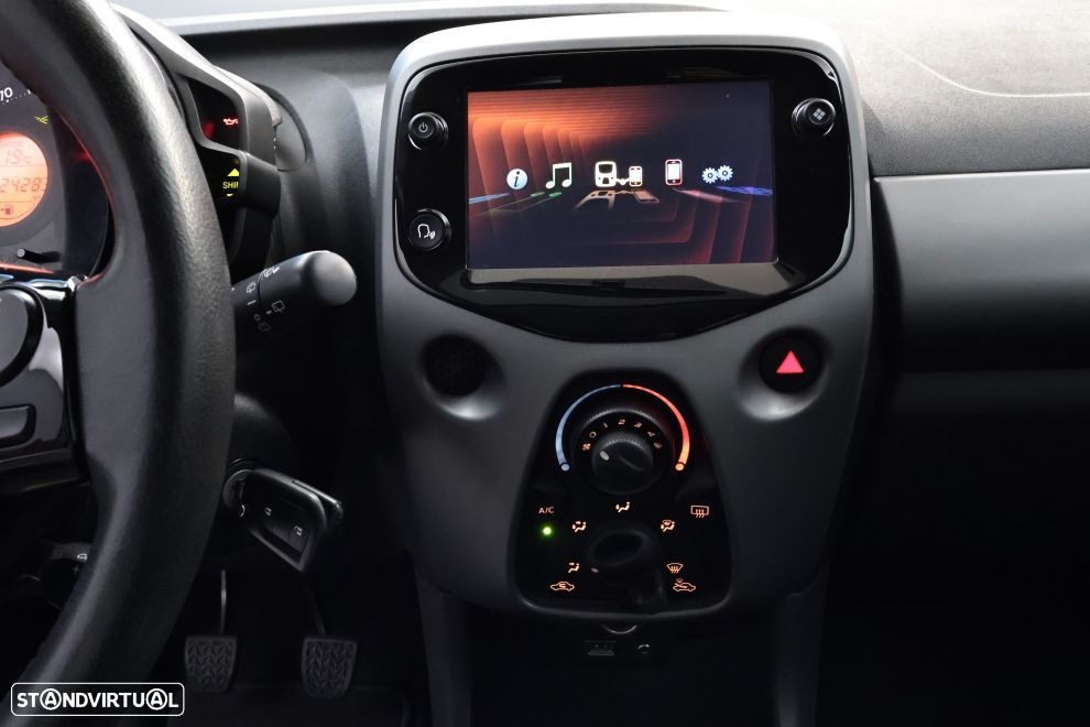 Toyota Aygo 1.0 X-Play+X-Touch - 17