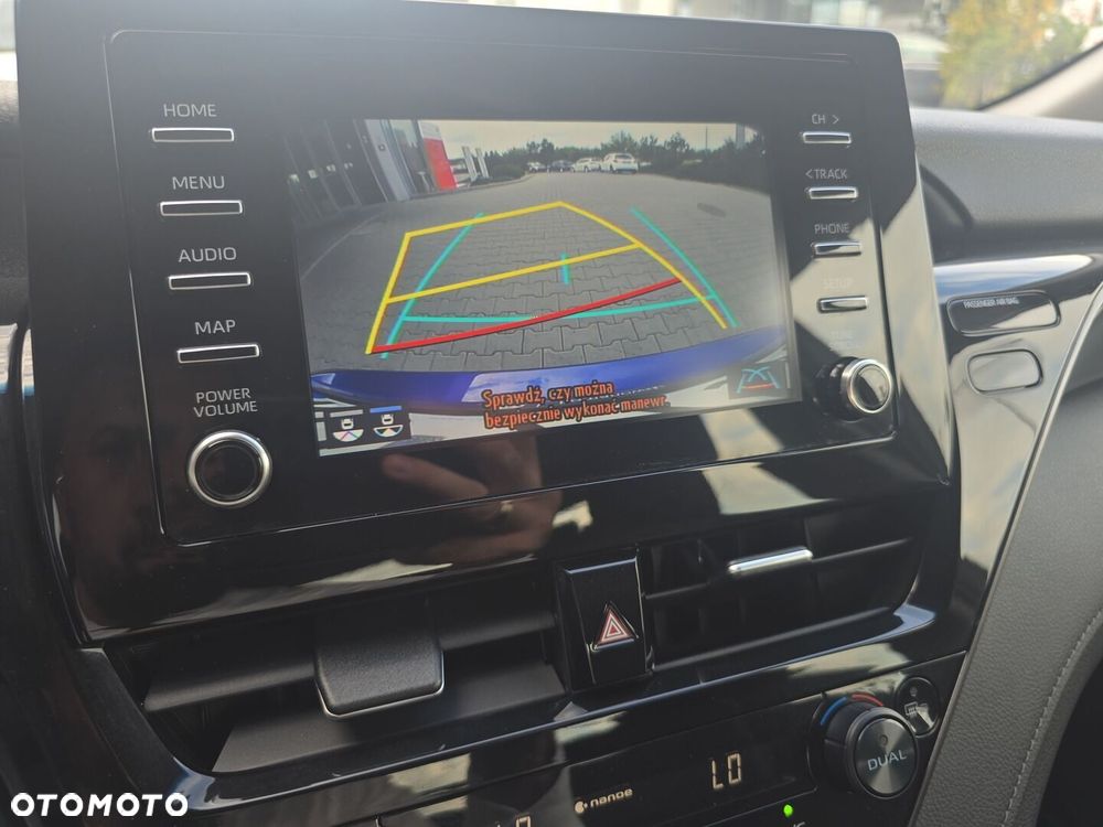 Toyota Camry 2.5 Hybrid Comfort CVT - 19