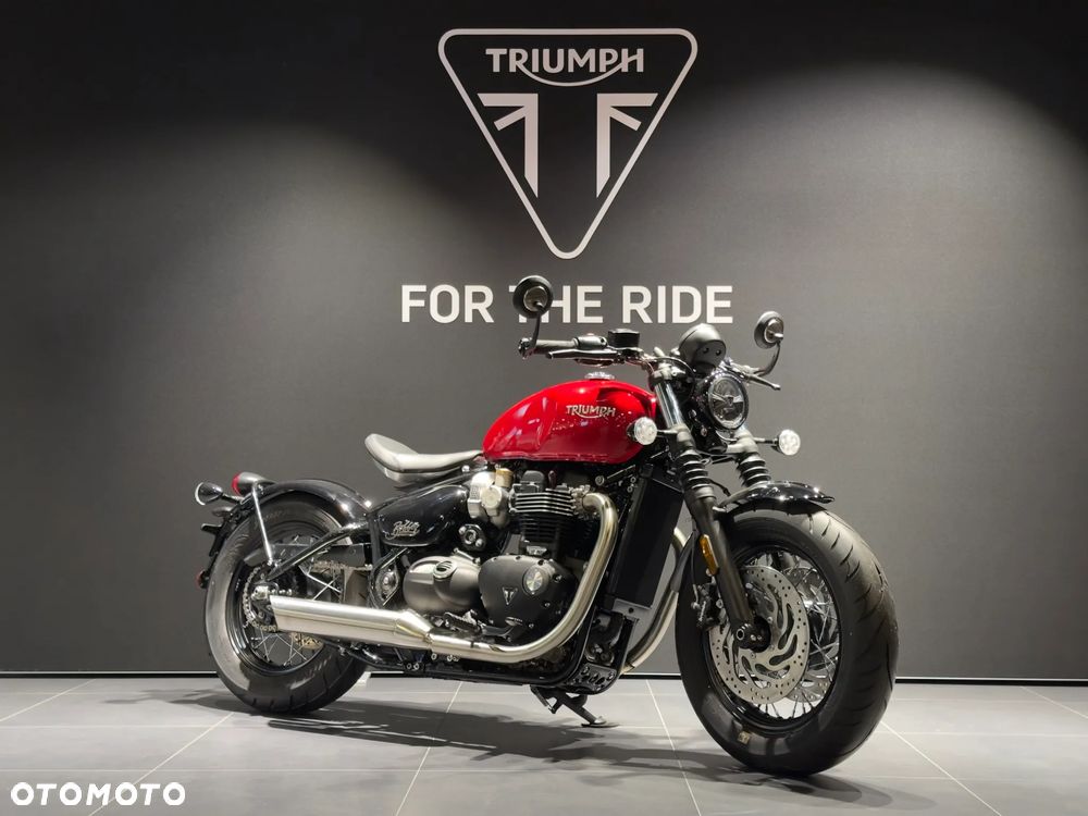 Triumph Bonneville Bobber - 6